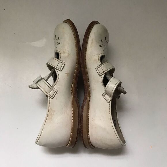 Vintage white leather Mary Jane double buckle shoes - Picture 4 of 10